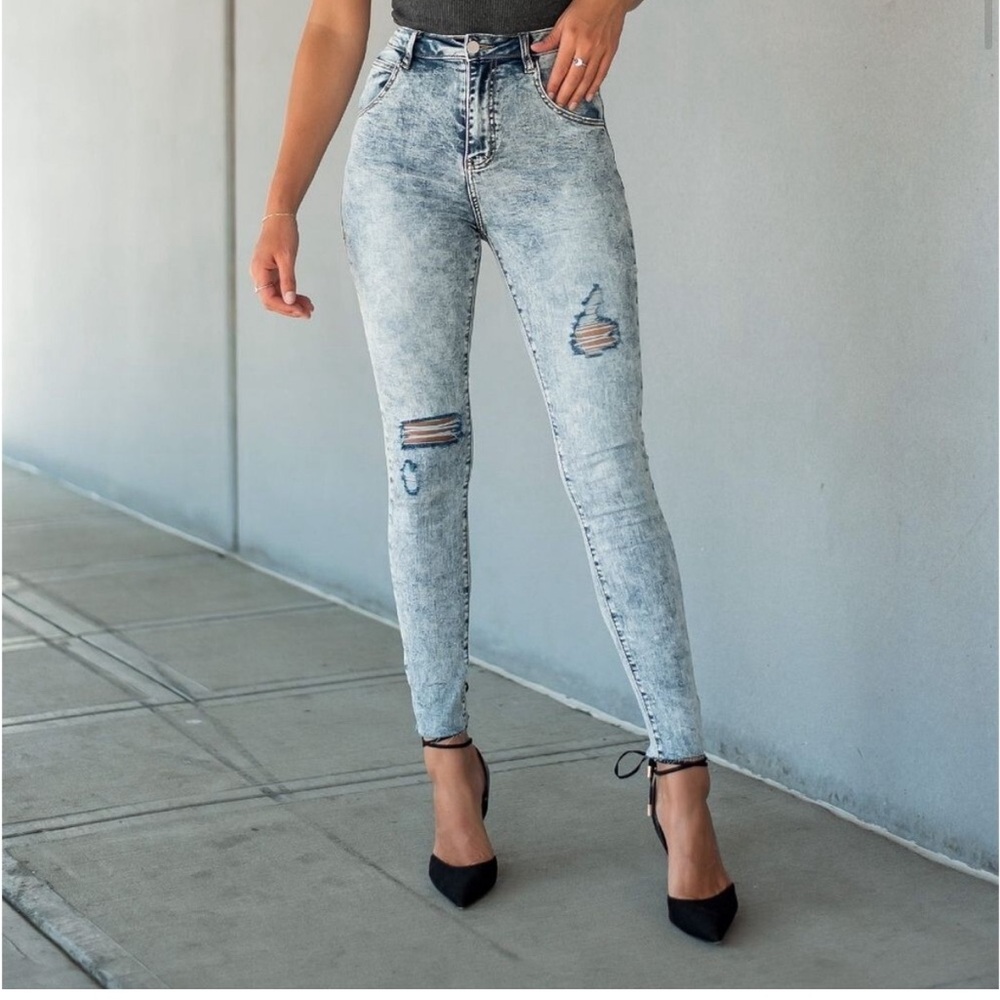 NWT Byegreis Large Skinny leg Jean